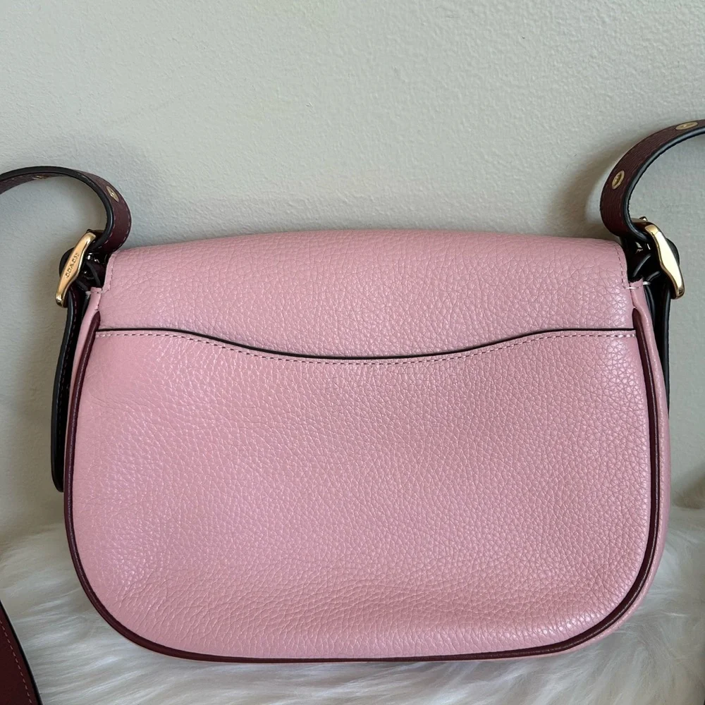 Coach Macie Saddle Bag Pink Pebbled Leather‎ Shoulder Bag Excellent
